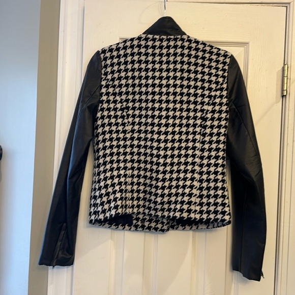 Faux leather and houndstooth jacket - Picture 5 of 9